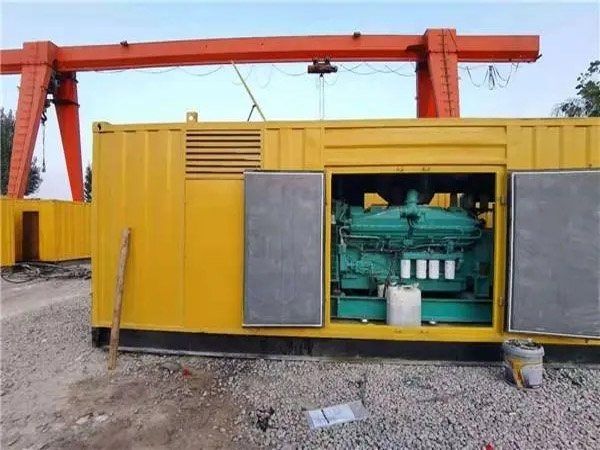 赤城冬季低温环境下，500KW发电机组应该选择什么类型的启动电瓶？